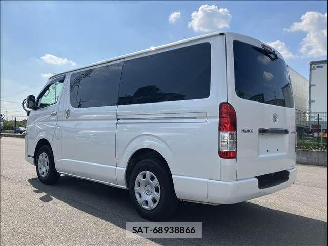 Toyota HIACE VAN 2023-09 8210708-7