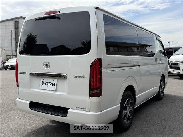 Toyota HIACE VAN 2023-07 8210712-14