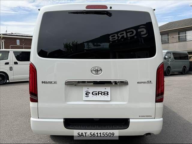 Toyota HIACE VAN 2023-07 8210712-2