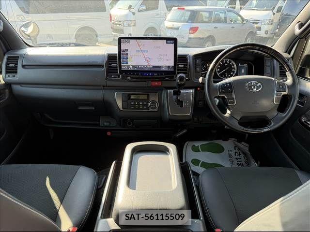Toyota HIACE VAN 2023-07 8210712-3