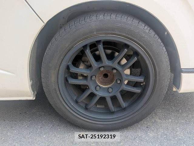 Toyota HIACE VAN 2007-11 8210722-25