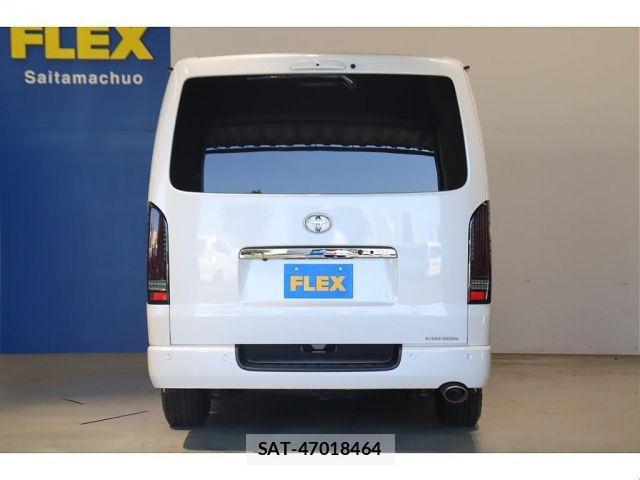 Toyota HIACE VAN 2022-01 8210704-10