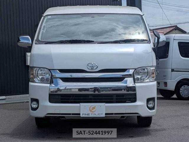 Toyota HIACE VAN 2014-01 8210716-14