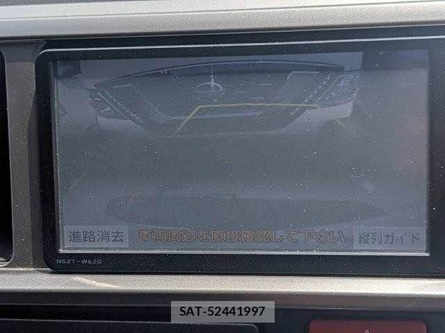 Toyota HIACE VAN 2014-01 8210716-5