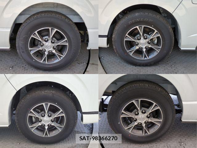 Toyota HIACE VAN 2025-07 8210702-23