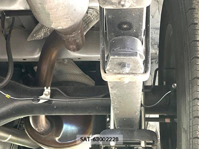 Toyota HIACE VAN 2023-04 8210705-19