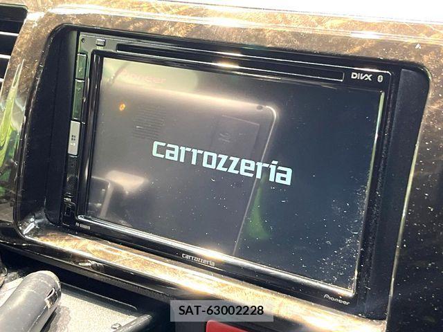 Toyota HIACE VAN 2023-04 8210705-2
