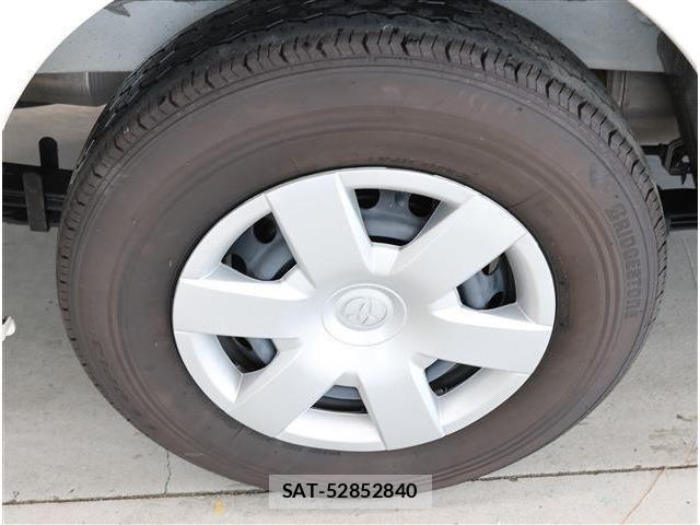 Toyota HIACE VAN 2025-02 8210714-9