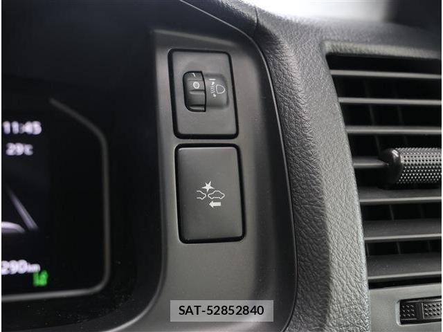 Toyota HIACE VAN 2025-02 8210714-10
