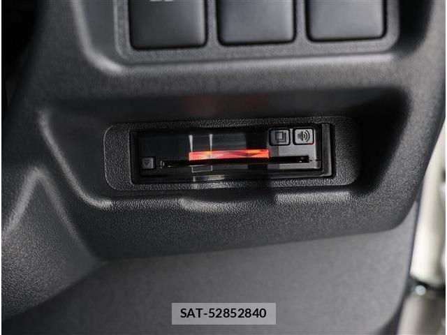 Toyota HIACE VAN 2025-02 8210714-11