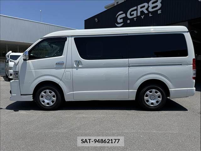 Toyota HIACE VAN 2018-05 8210717-13