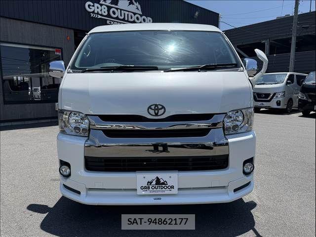 Toyota HIACE VAN 2018-05 8210717-1