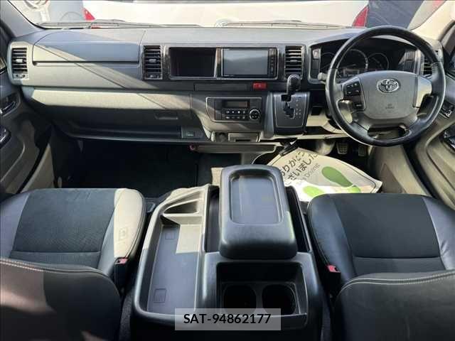 Toyota HIACE VAN 2018-05 8210717-3