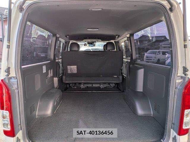 Toyota HIACE VAN 2021-03 8232189-11