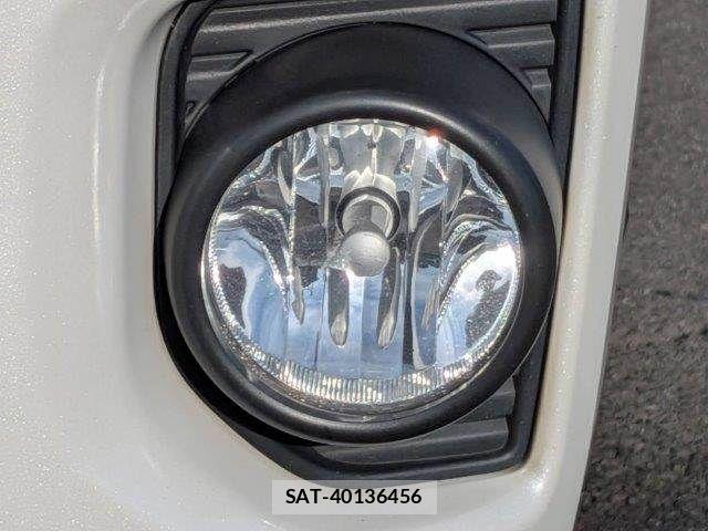 Toyota HIACE VAN 2021-03 8232189-25
