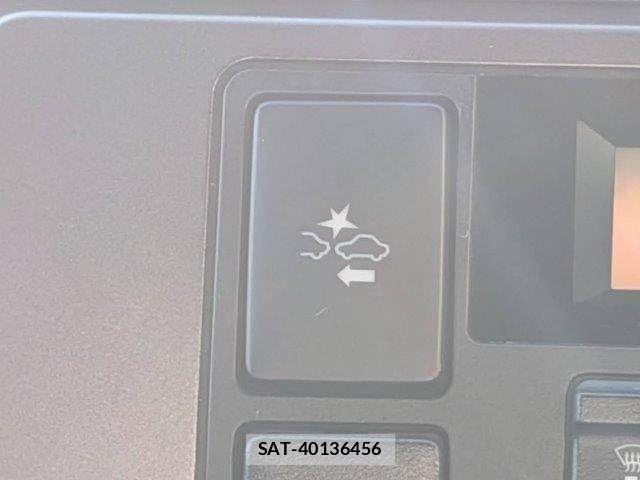 Toyota HIACE VAN 2021-03 8232189-6