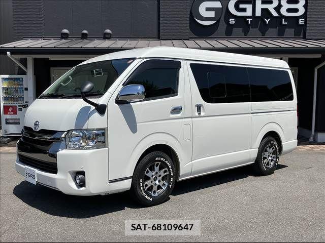 Toyota HIACE VAN 2017-02 8232181-11