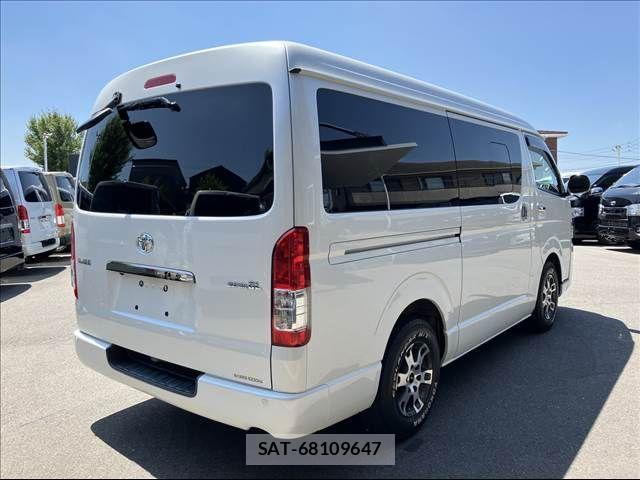 Toyota HIACE VAN 2017-02 8232181-14