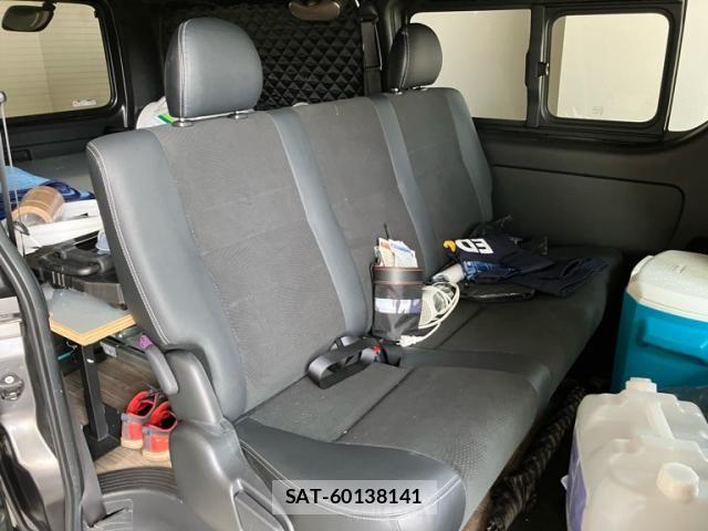 Toyota HIACE VAN 2019-08 8232188-9