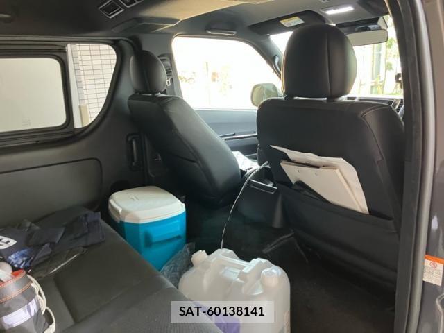 Toyota HIACE VAN 2019-08 8232188-10