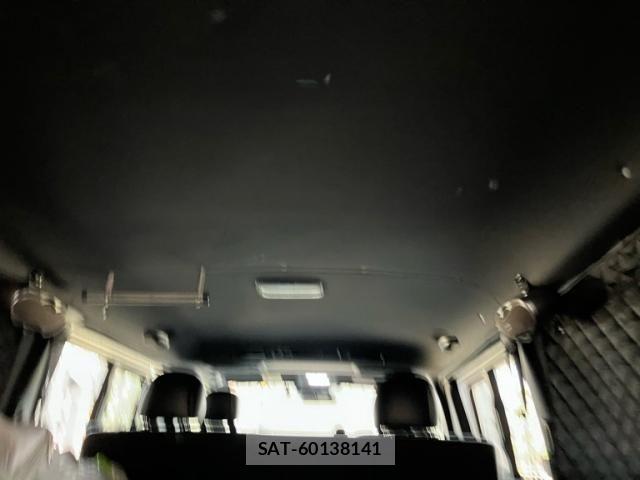 Toyota HIACE VAN 2019-08 8232188-11