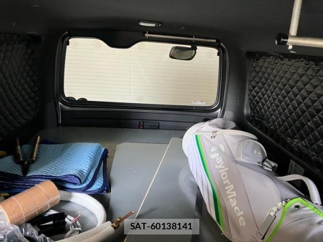 Toyota HIACE VAN 2019-08 8232188-14