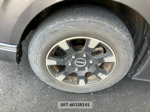 Toyota HIACE VAN 2019-08 8232188-6
