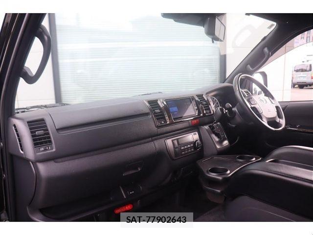 Toyota HIACE VAN 2024-01 8232178-11