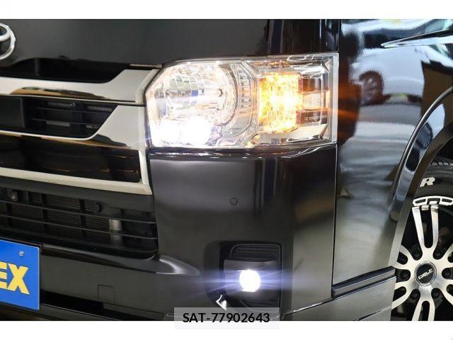 Toyota HIACE VAN 2024-01 8232178-17