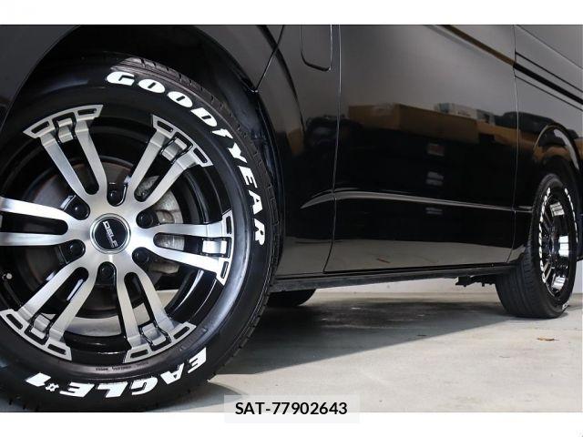 Toyota HIACE VAN 2024-01 8232178-19