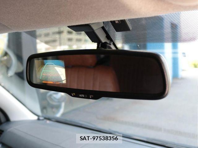 Toyota HIACE VAN 2017-01 8232176-5