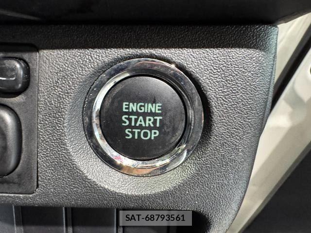 Toyota HIACE VAN 2016-07 8232194-16