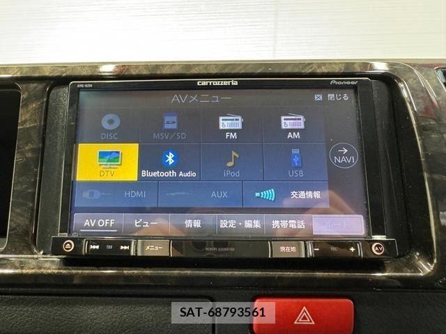 Toyota HIACE VAN 2016-07 8232194-17