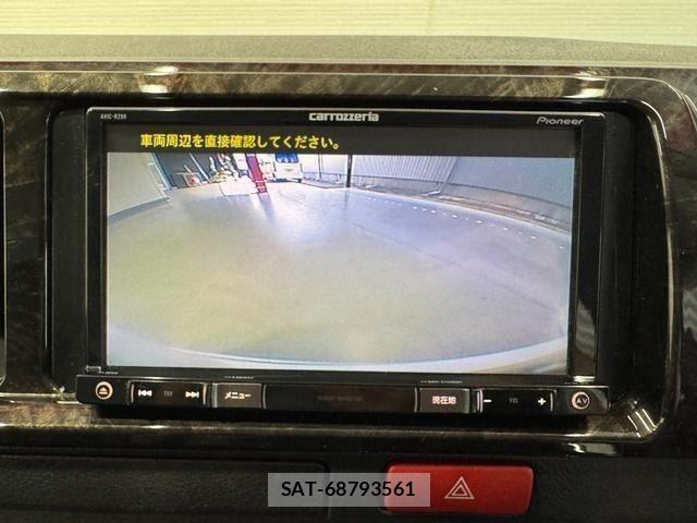 Toyota HIACE VAN 2016-07 8232194-19