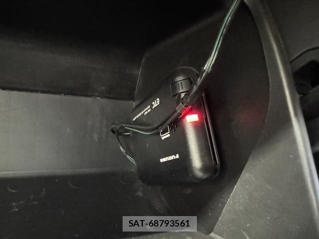Toyota HIACE VAN 2016-07 8232194-22