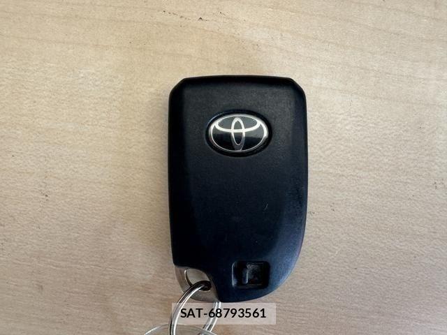 Toyota HIACE VAN 2016-07 8232194-28