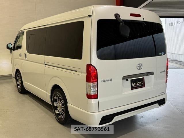 Toyota HIACE VAN 2016-07 8232194-3