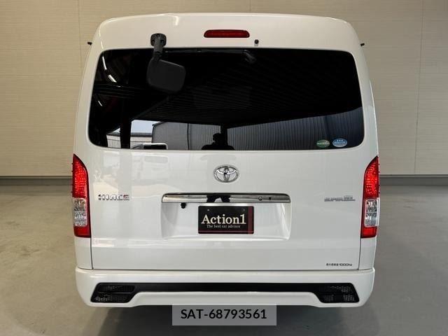 Toyota HIACE VAN 2016-07 8232194-4