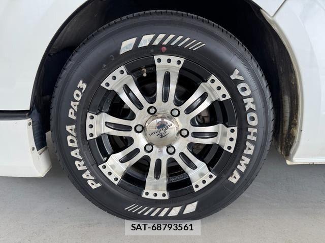 Toyota HIACE VAN 2016-07 8232194-8