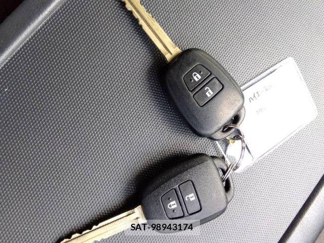 Toyota HIACE VAN 2023-11 8232193-10