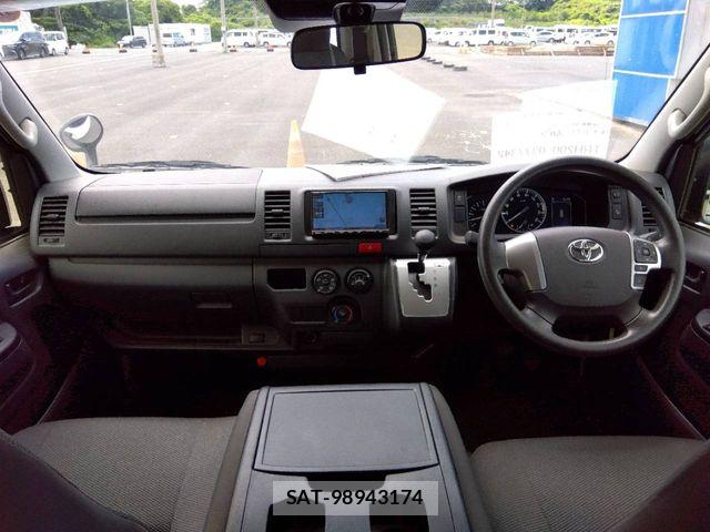 Toyota HIACE VAN 2023-11 8232193-1