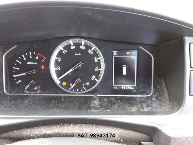 Toyota HIACE VAN 2023-11 8232193-6