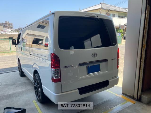 Toyota HIACE VAN 2025-06 8232179-6