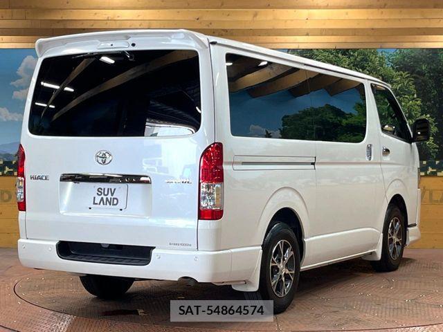 Toyota HIACE VAN 2024-07 8246967-16