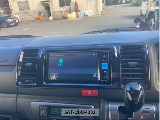 Toyota HIACE VAN 2025-03 8246964-22