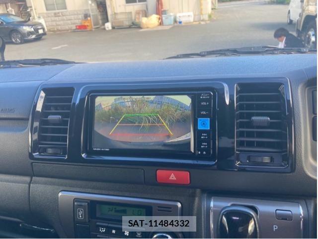 Toyota HIACE VAN 2025-03 8246964-23