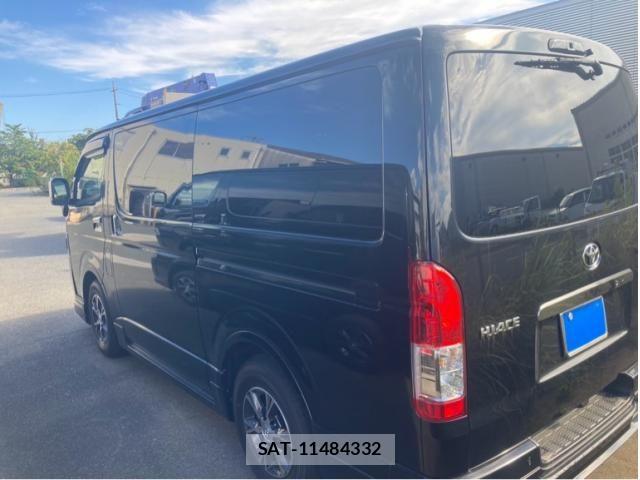 Toyota HIACE VAN 2025-03 8246964-3