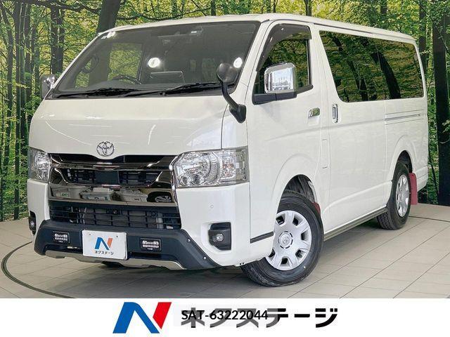 Toyota HIACE VAN 2022-12 8246972-0