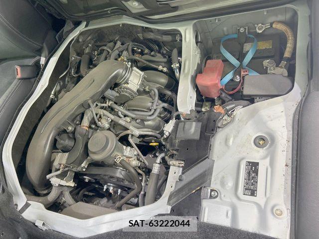 Toyota HIACE VAN 2022-12 8246972-17