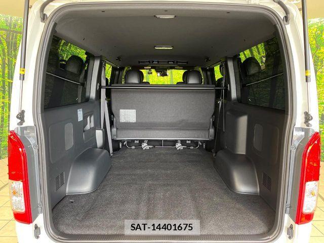 Toyota HIACE VAN 2026-02 8246969-9